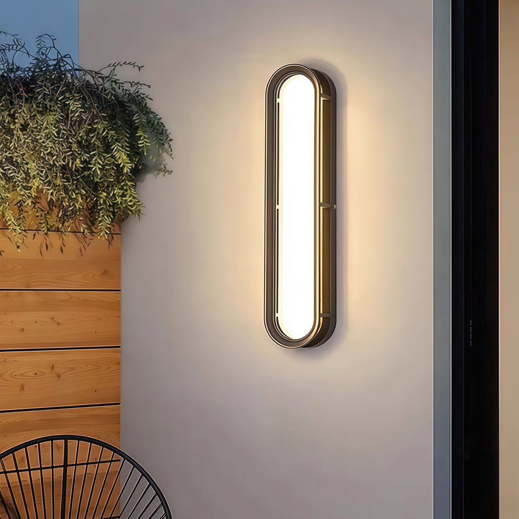 WINDSOR MOUNTAIN WATER-RESISTANT ALUMINUM WALL LANTERN