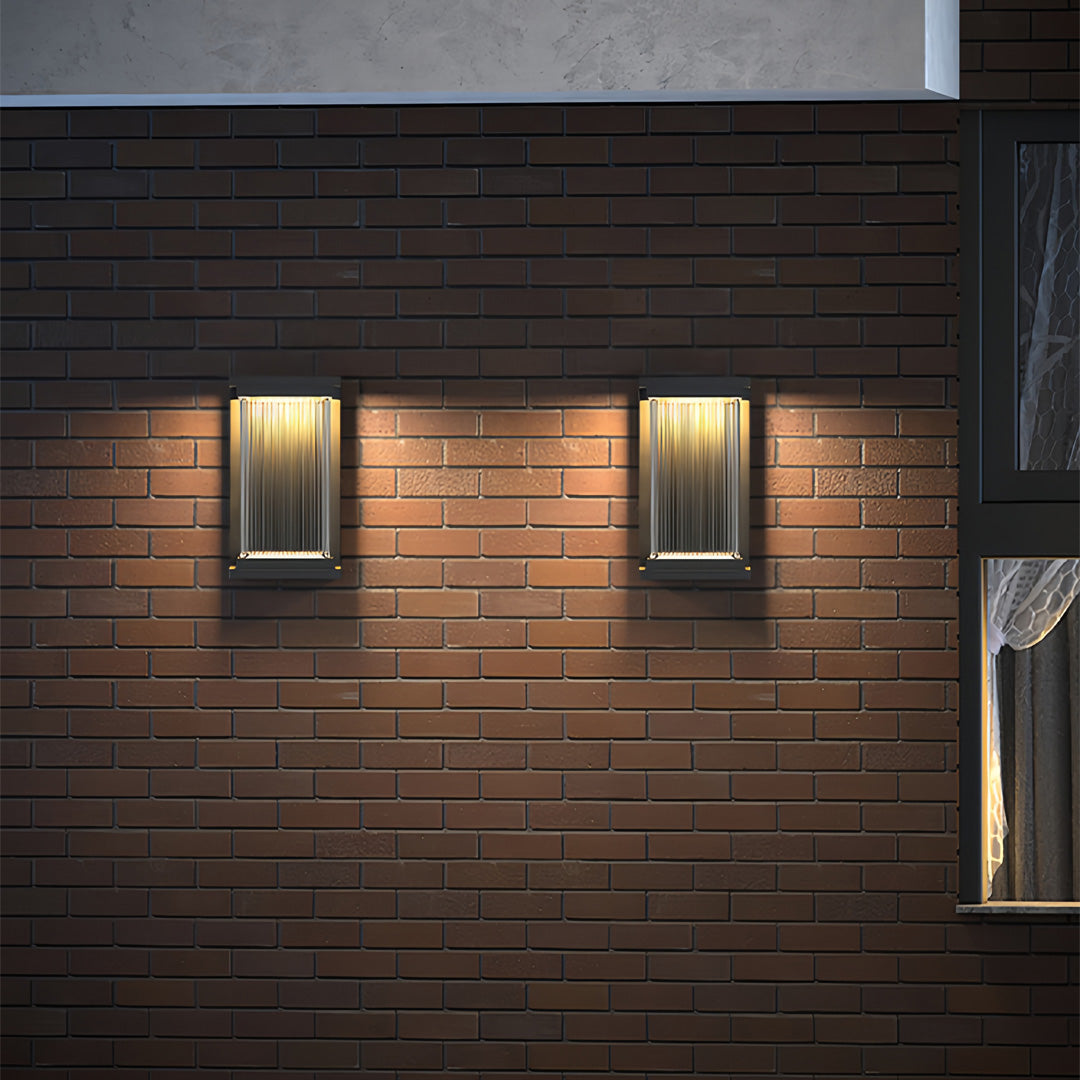 THORNBURY SQUARE OUTDOOR ILLUMINATION SCONCE