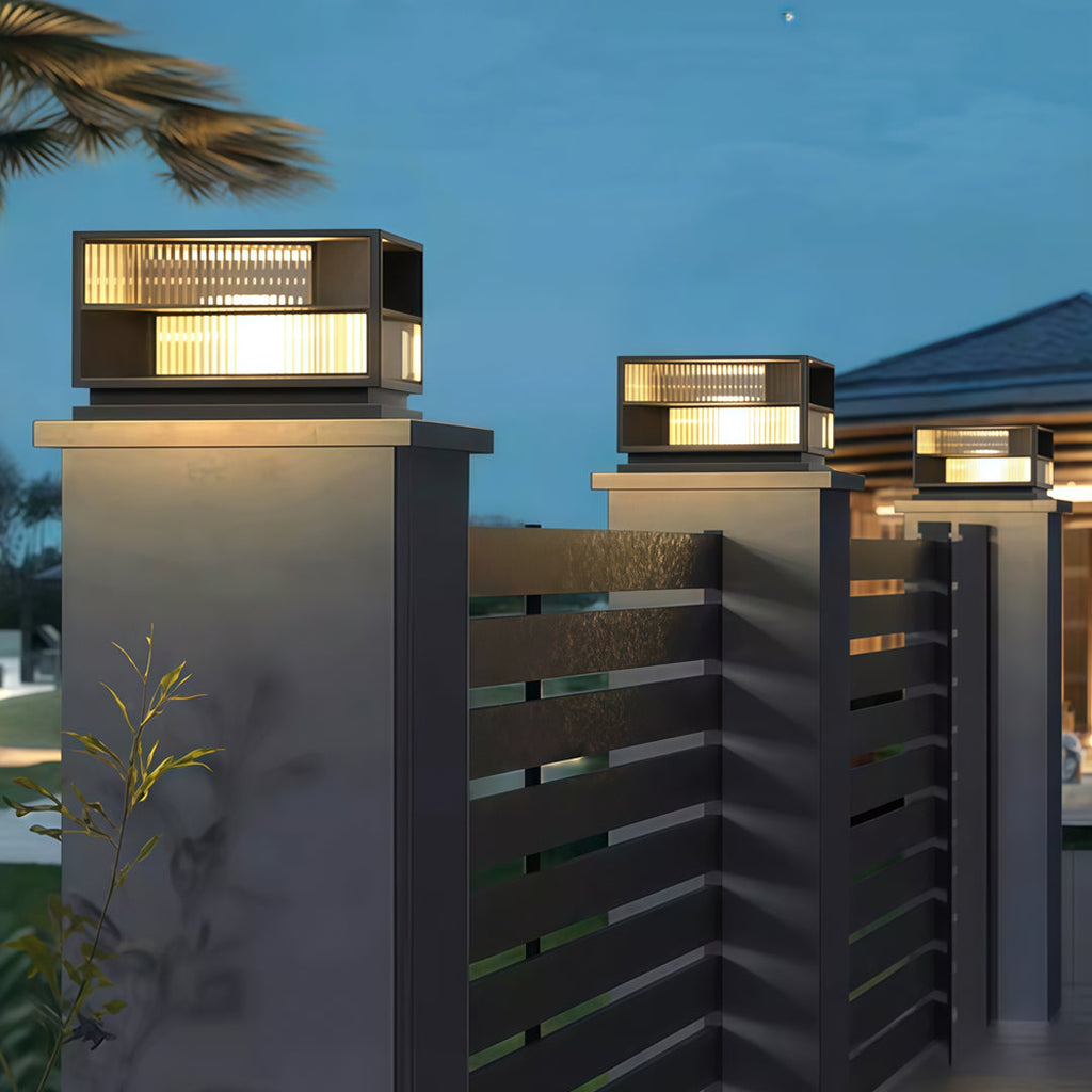 RAVENSDEN WATER-RESISTANT GARDEN COLUMN LIGHT