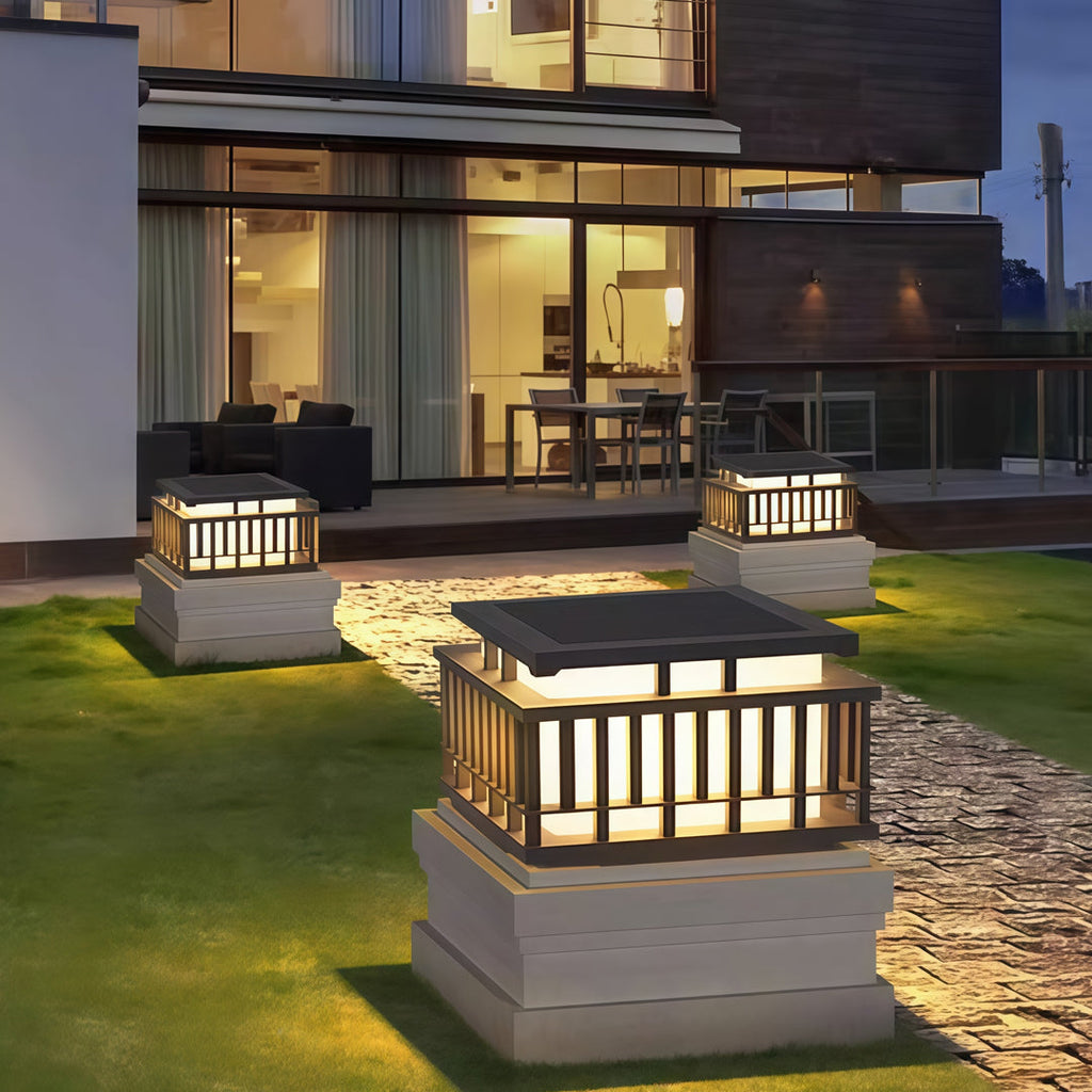 WINTHROP STAINLESS STEEL GARDEN PILLAR LANTERN