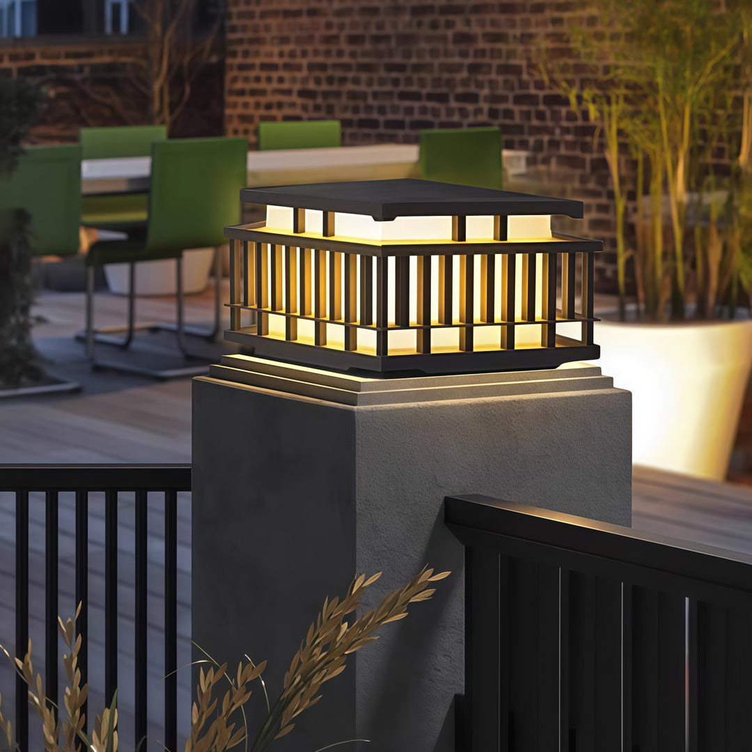 WINTHROP STAINLESS STEEL GARDEN PILLAR LANTERN