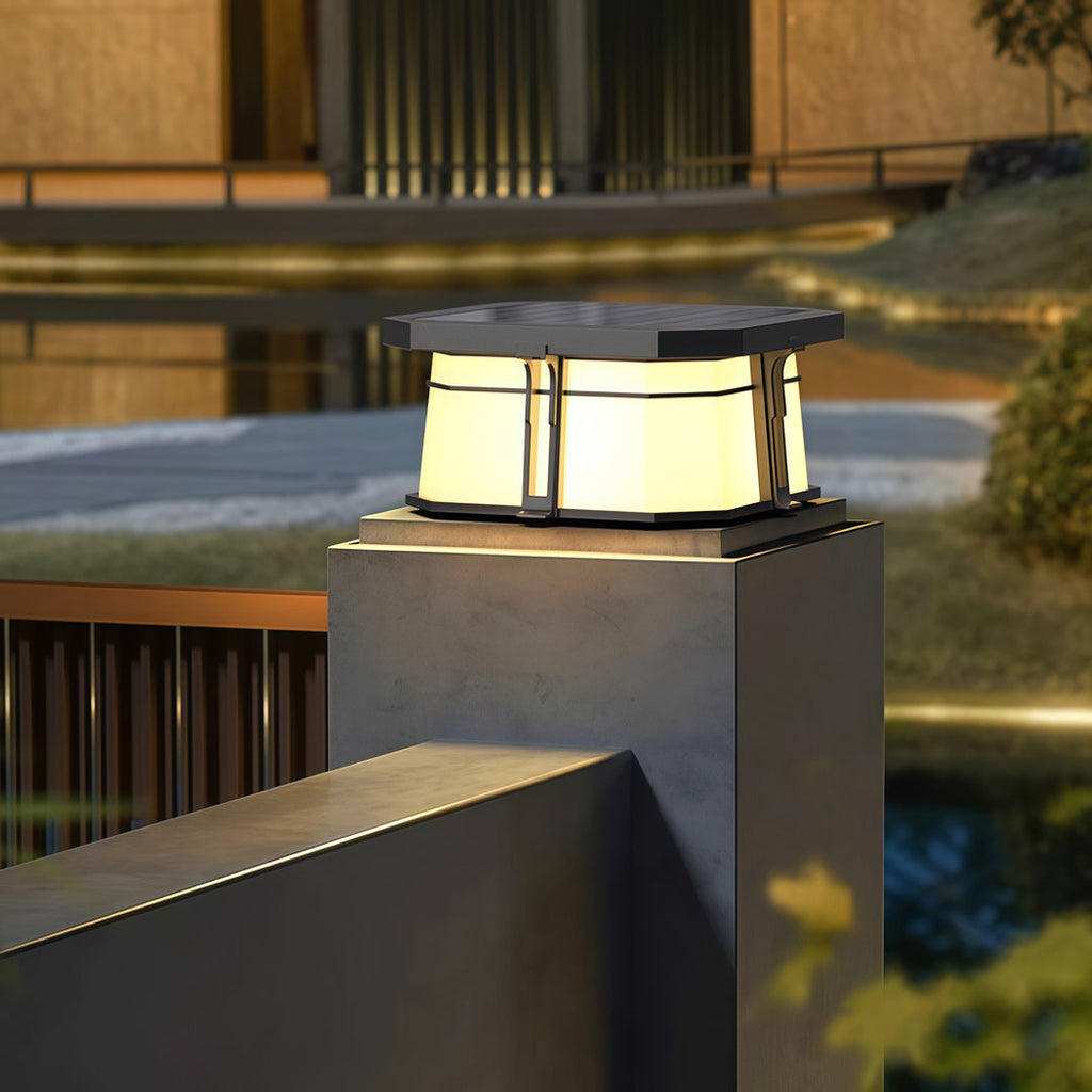 WINDSOR BLACK PILLAR TOP OUTDOOR ILLUMINATOR