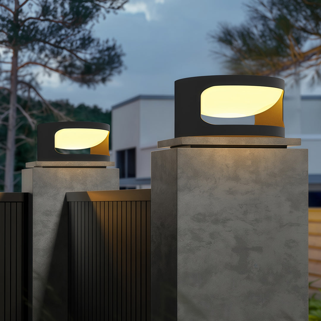 WINDSOR GARDEN PILLAR GLOW LIGHT - Round Waterproof Courtyard Illumination