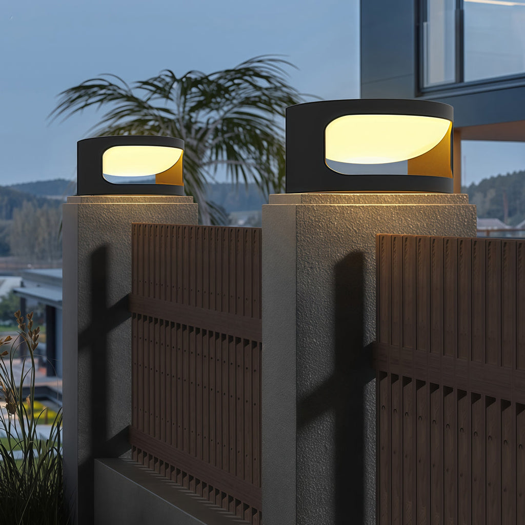 WINDSOR GARDEN PILLAR GLOW LIGHT - Round Waterproof Courtyard Illumination