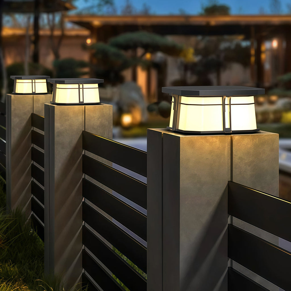 WINDSOR BLACK PILLAR TOP OUTDOOR ILLUMINATOR