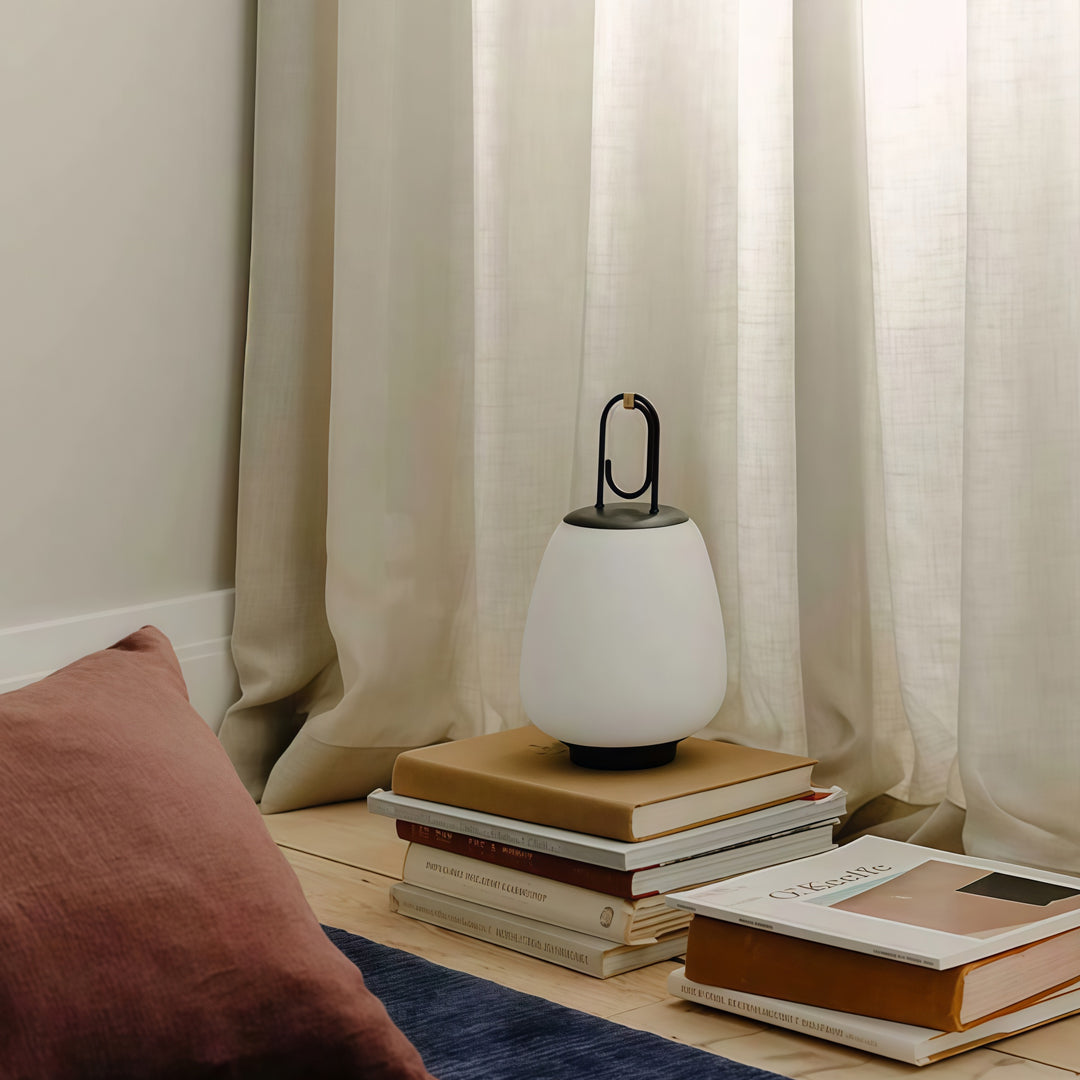 WINTHROP USB-ENABLED MID-CENTURY TABLE LAMP