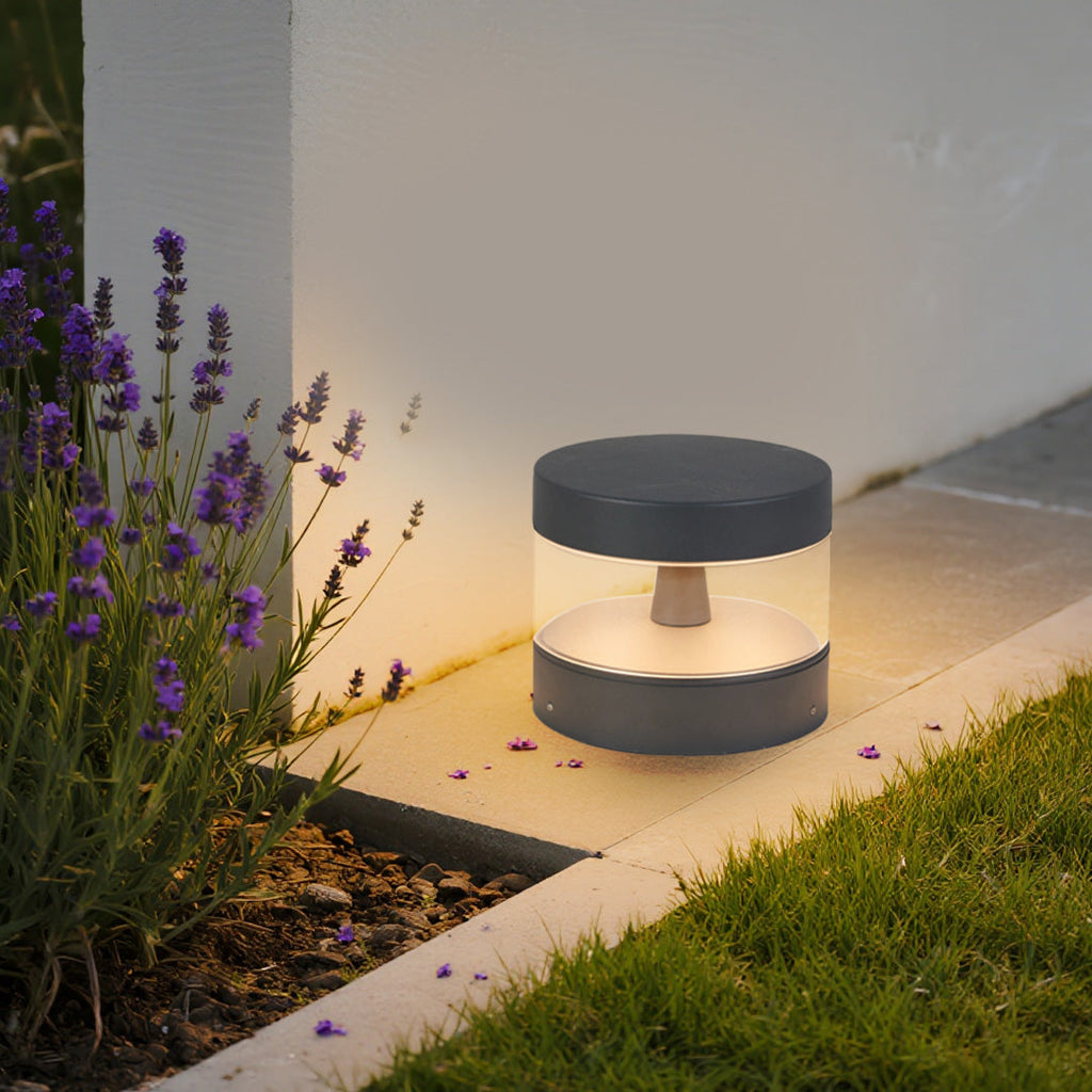 WINDSOR RIVERSTONE OUTDOOR PATHWAY LANTERN