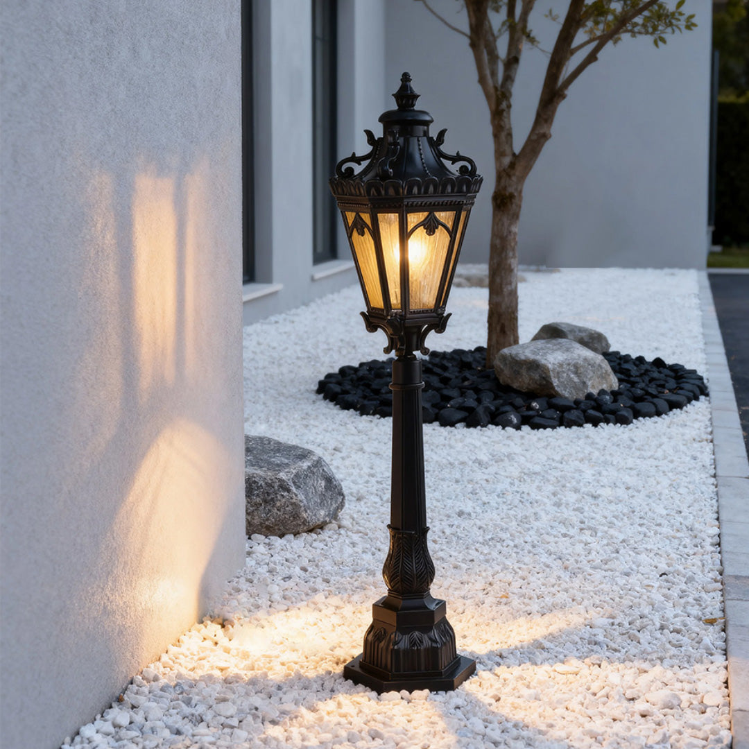 RAVENSHIRE WEATHERPROOF ALUMINUM GARDEN PATH LIGHT