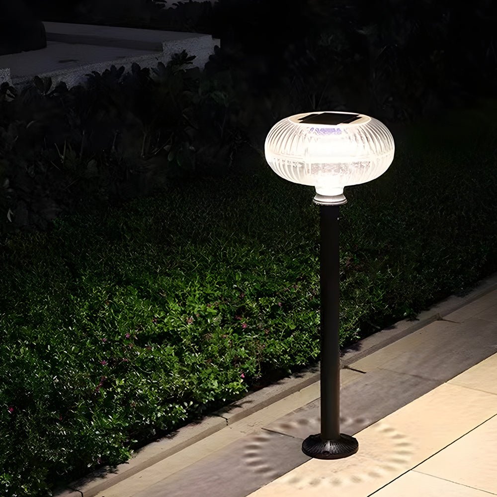 BRADSHAW SOLAR-CYLINDER GARDEN ILLUMINATOR WITH OVAL ACRYLIC GLOW