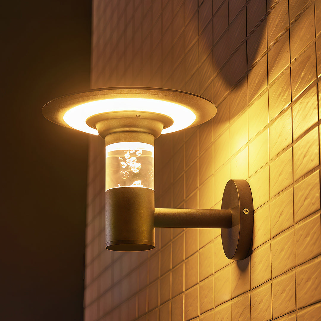 WINCHESTER SOLAR GARDEN WALL LANTERN - WEATHERPROOF OUTDOOR ILLUMINATION