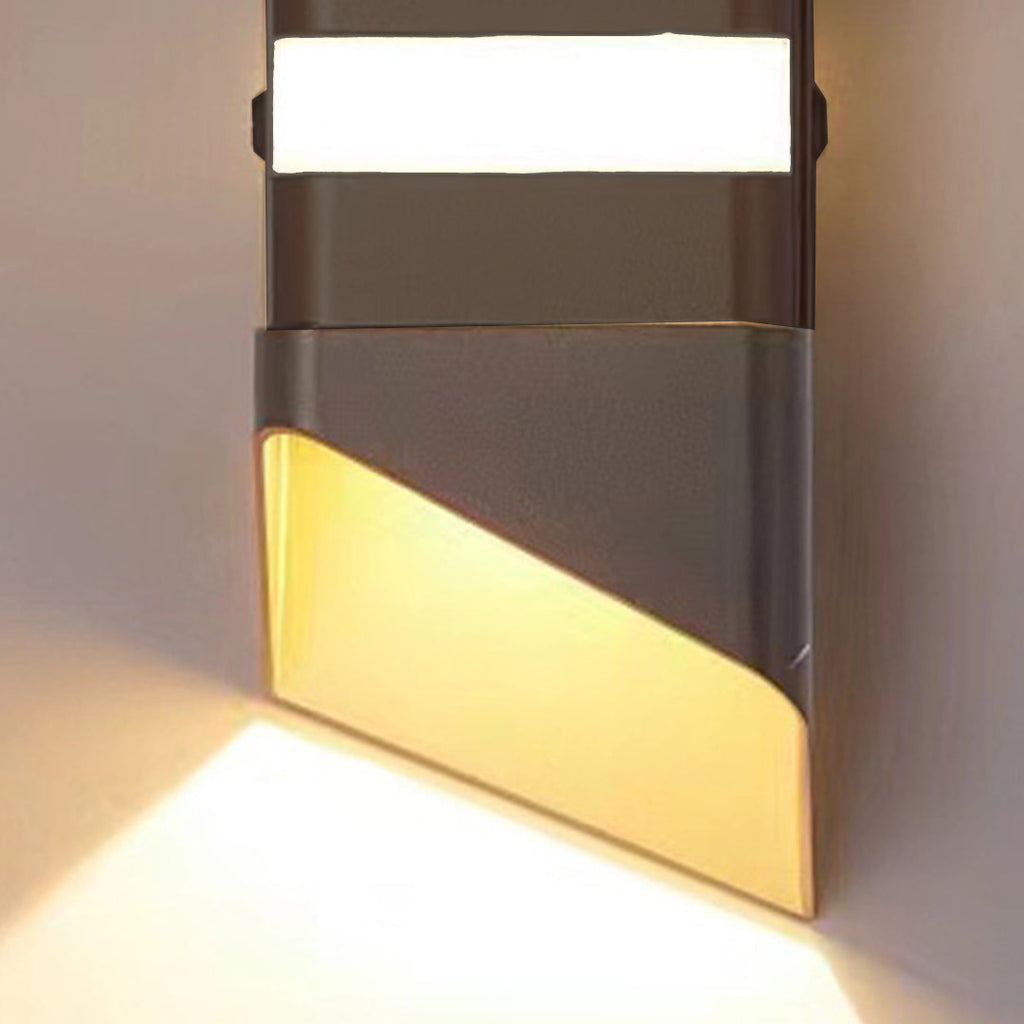 WINCHESTER SQUARE TUBE LED DUAL-FLOW OUTDOOR WALL LANTERN