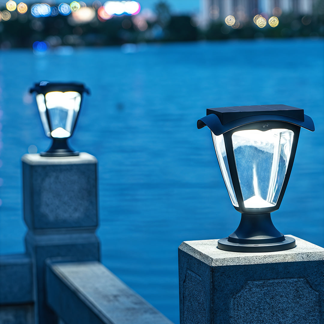 WINTERBORNE SOLAR PILLAR LANTERN IN WEATHER-RESISTANT ALUMINUM