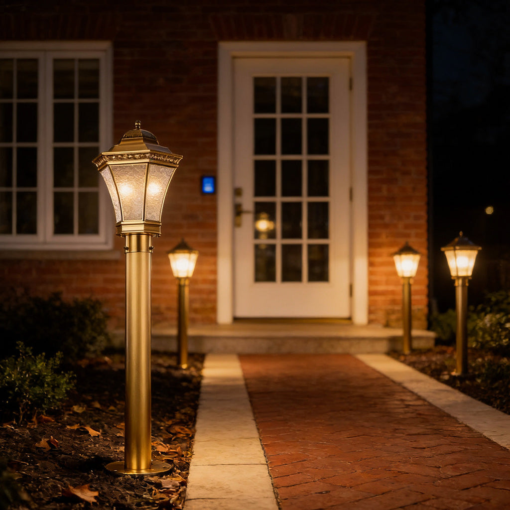WINDSOR COPPER GARDEN LANTERN WITH WATERPROOF GLASS ENCLOSURE