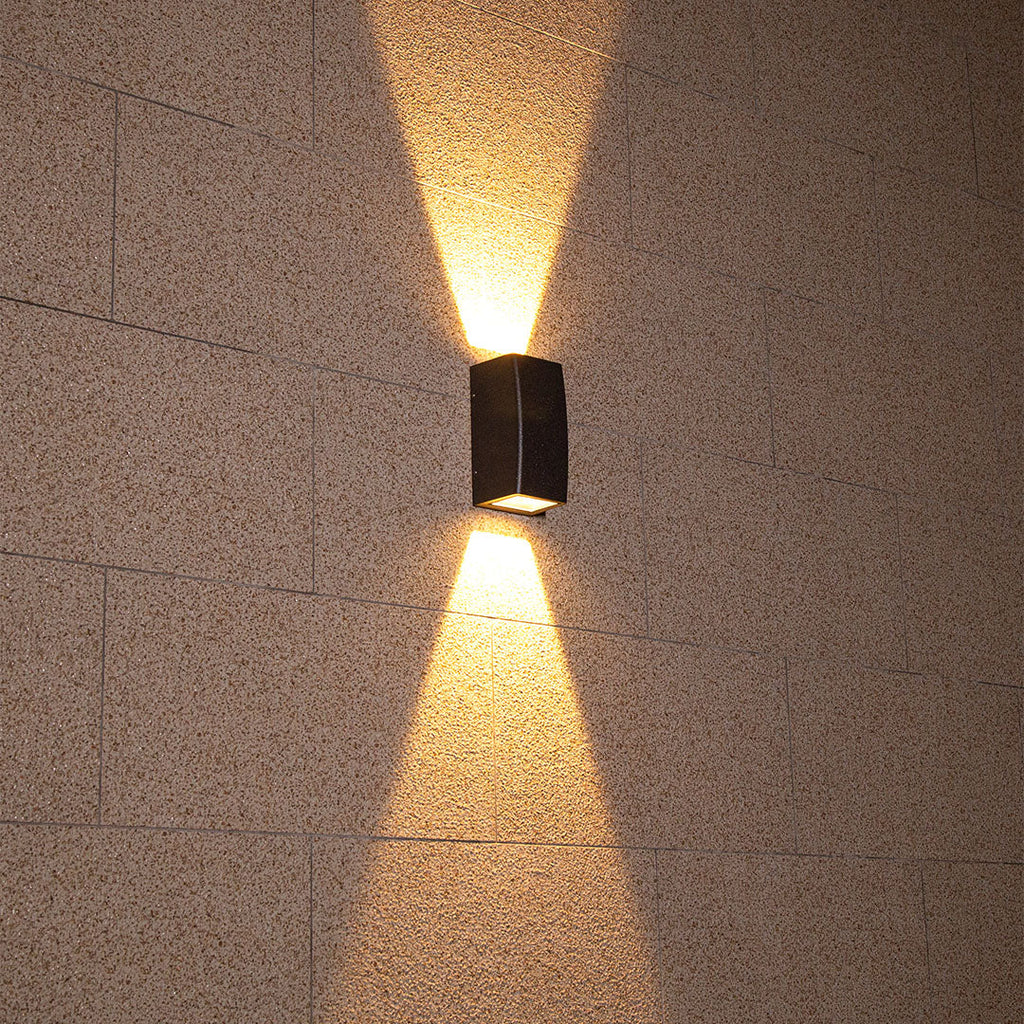 WINTHROP RAINPROOF LED DUAL-FACING EXTERIOR WALL LANTERN