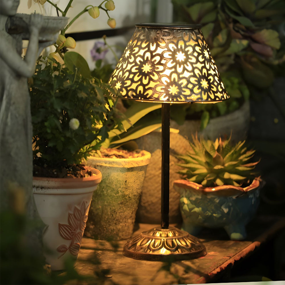 WINDSOR SILVER METAL OUTDOOR SOLAR LANTERN WITH LED ILLUMINATION