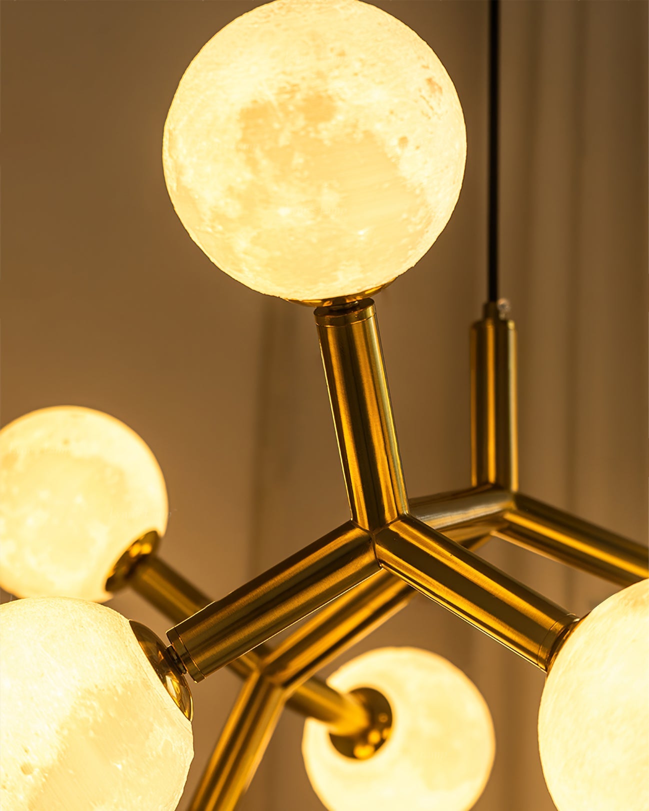 WINDSOR ORB HANGING ILLUMINATOR