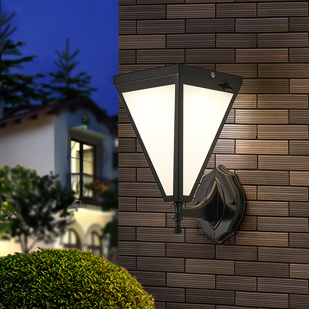 WINDSOR HARMONY SOLAR WALL LANTERN