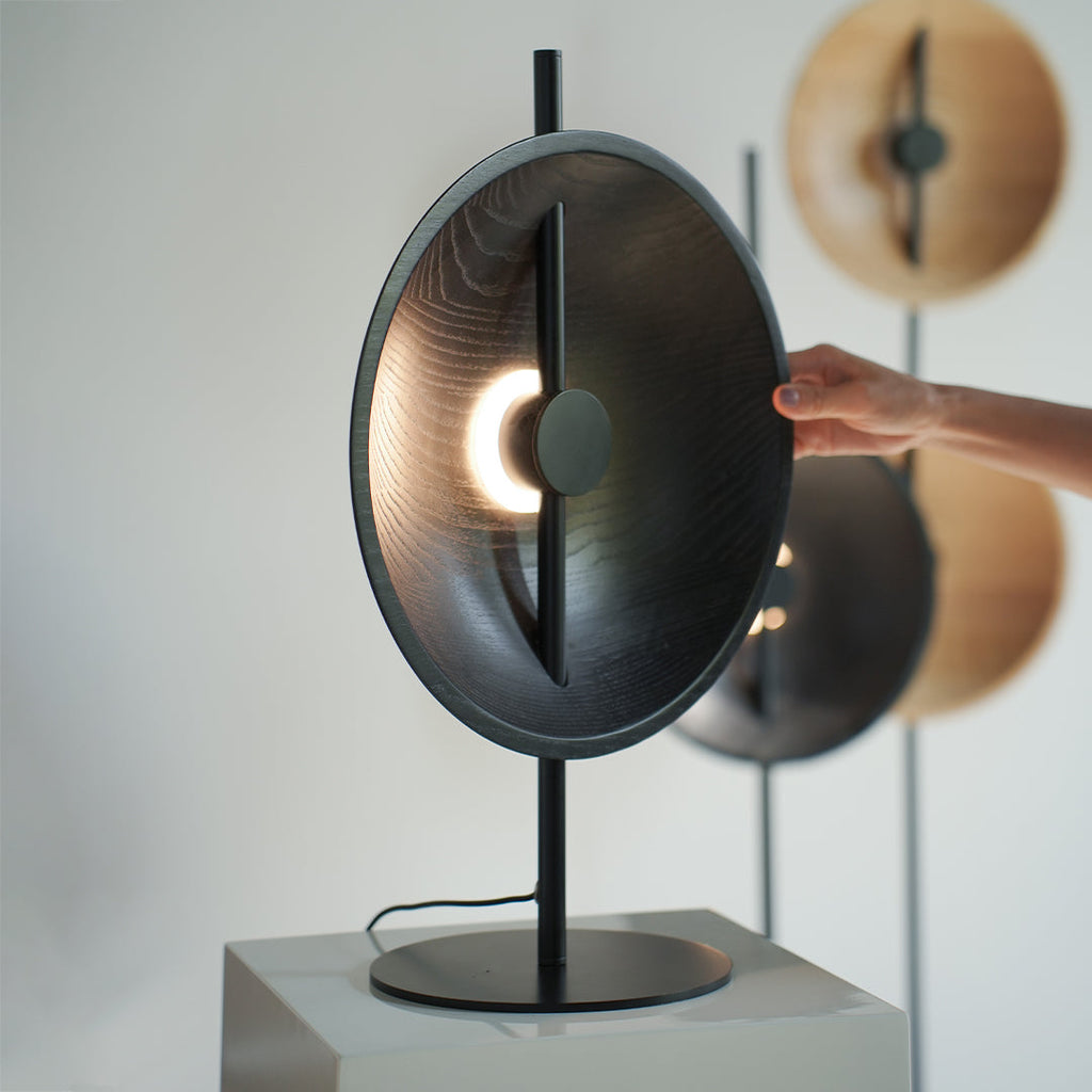 BRACKENWOOD SCULPTURAL LAMP OF NATURAL FLAIR