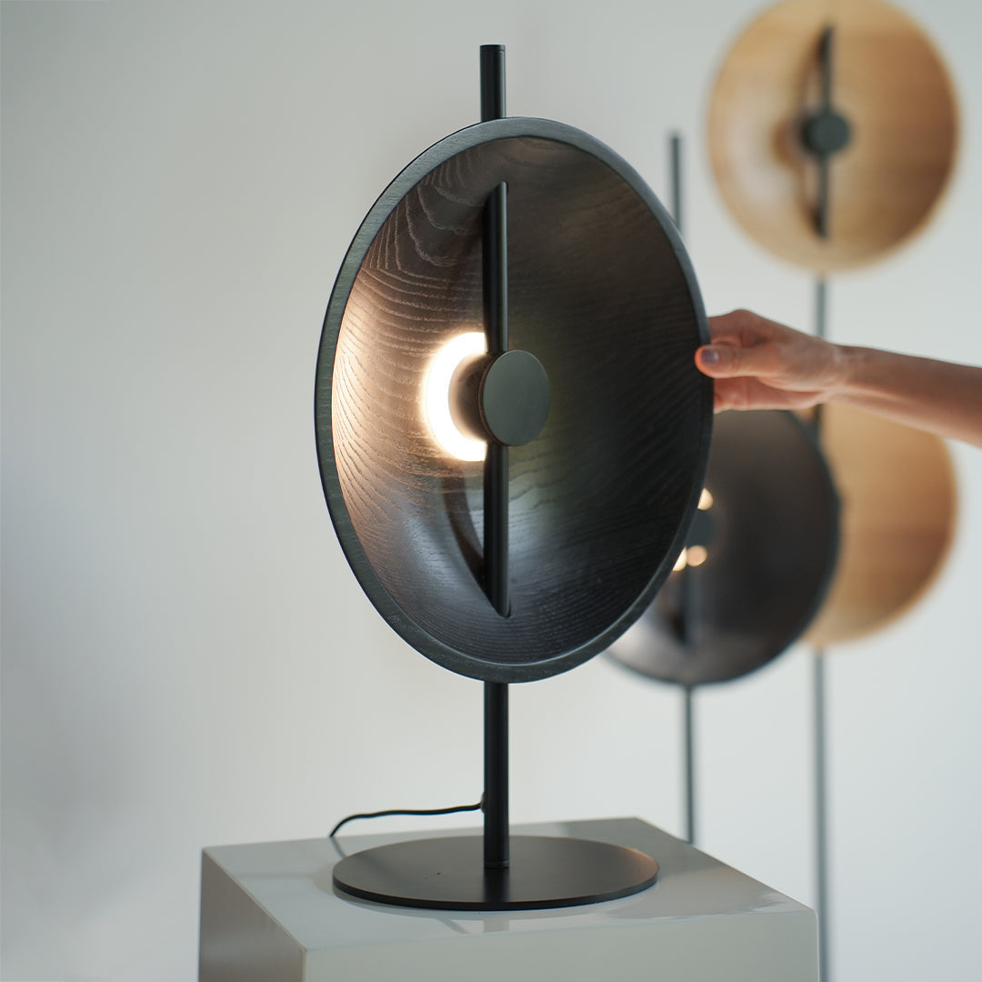 BRACKENWOOD SCULPTURAL LAMP OF NATURAL FLAIR