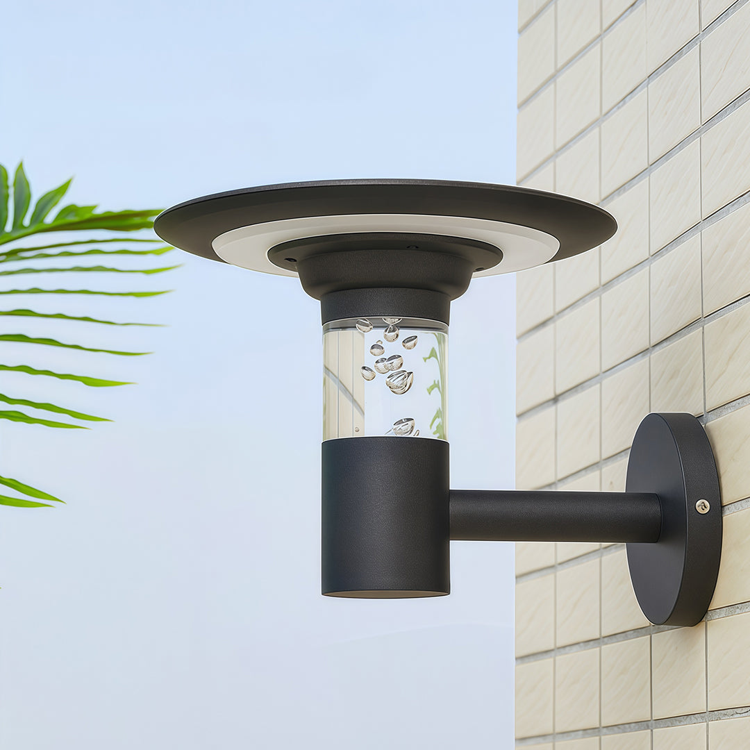 WINCHESTER SOLAR GARDEN WALL LANTERN - WEATHERPROOF OUTDOOR ILLUMINATION
