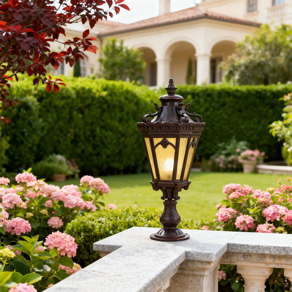 RAVENSHIRE NIGHTSCAPE WATER-RESISTANT ALUMINUM COLUMN LIGHTS