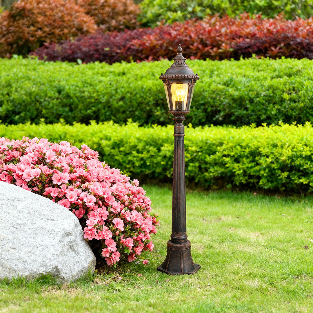 WINDSOR ALUMINUM WATERPROOF GARDEN PATH LIGHT