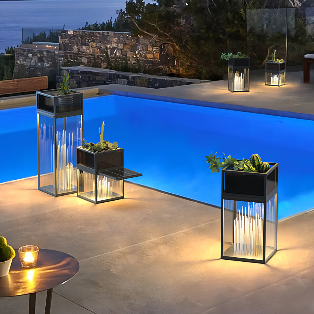RAVENSHIRE ILLUMINATED GARDEN PILLAR LAMP