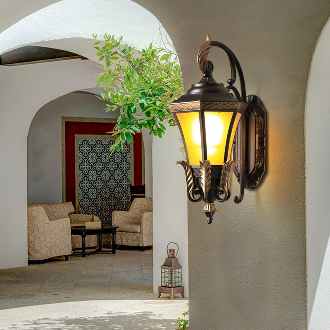 CARLETON COPPER GARDEN WALL LANTERN