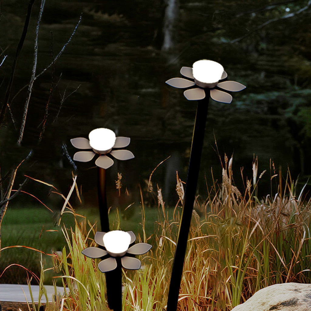WINDSOR GARDEN PATH ILLUMINATORS - WEATHER-RESISTANT LED LIGHTING