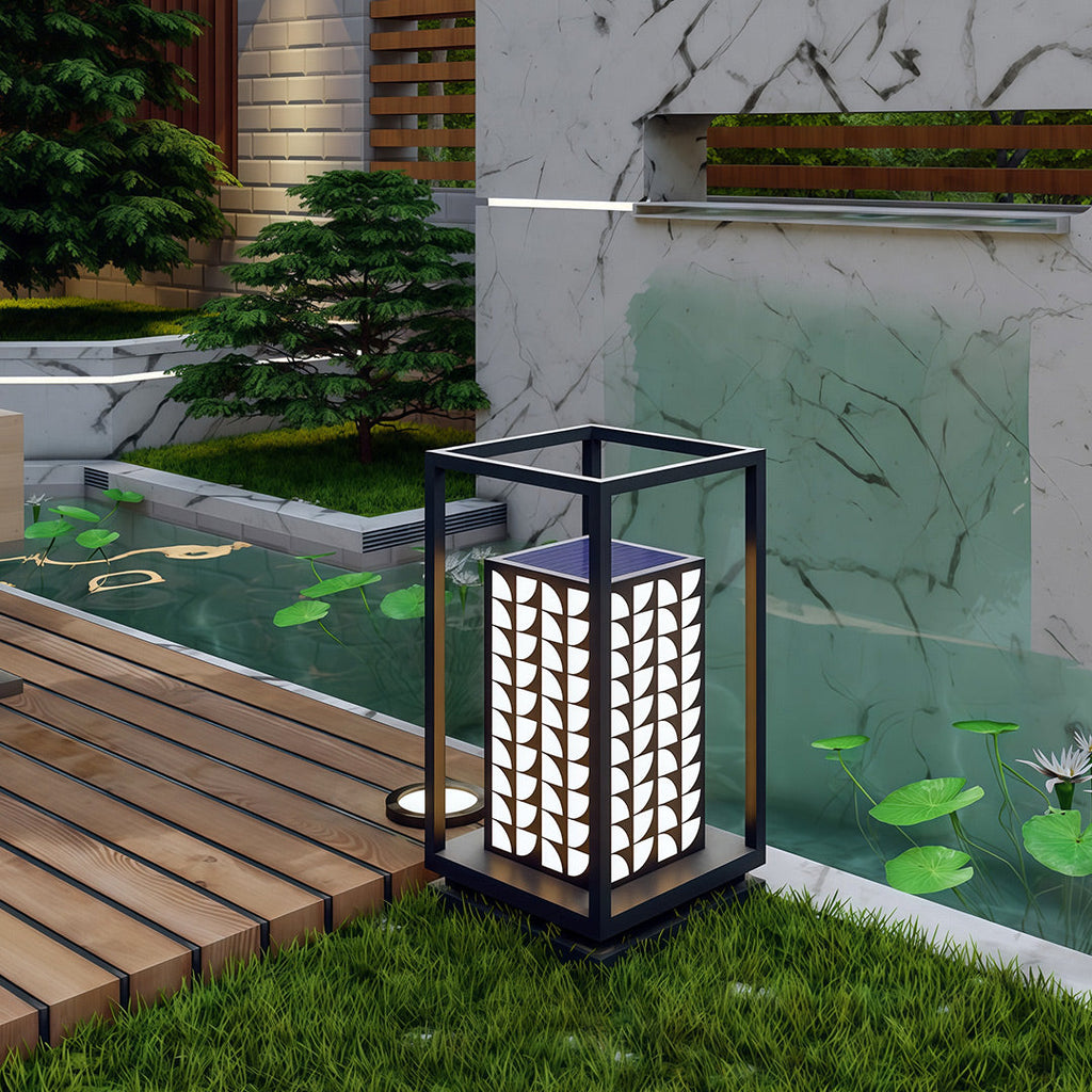 THORNBURY WEATHERPROOF GARDEN ILLUMINATOR