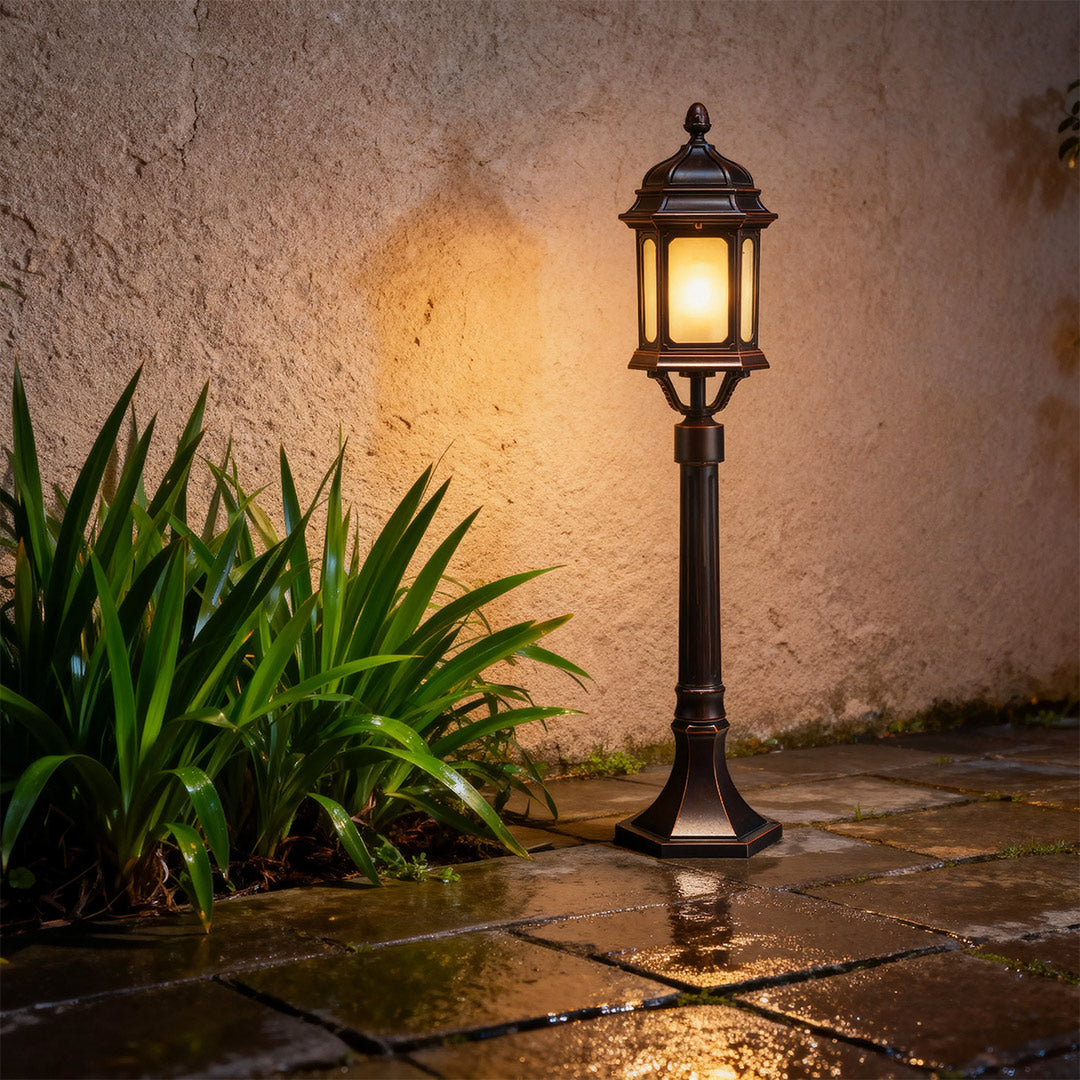 RAVENHURST ALUMINUM GARDEN PATH LIGHTS FOR PEDESTRIAN WALKWAYS
