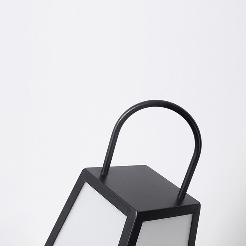 WINCHESTER VINTAGE WATERPROOF GARDEN LANTERN
