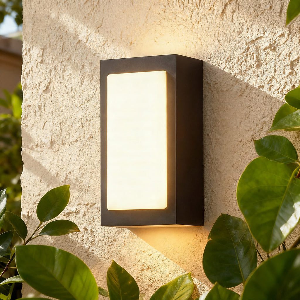RAVENHALL MINIMALIST BLACK WALL SCONCE WITH WEATHER-RESISTANT DESIGN