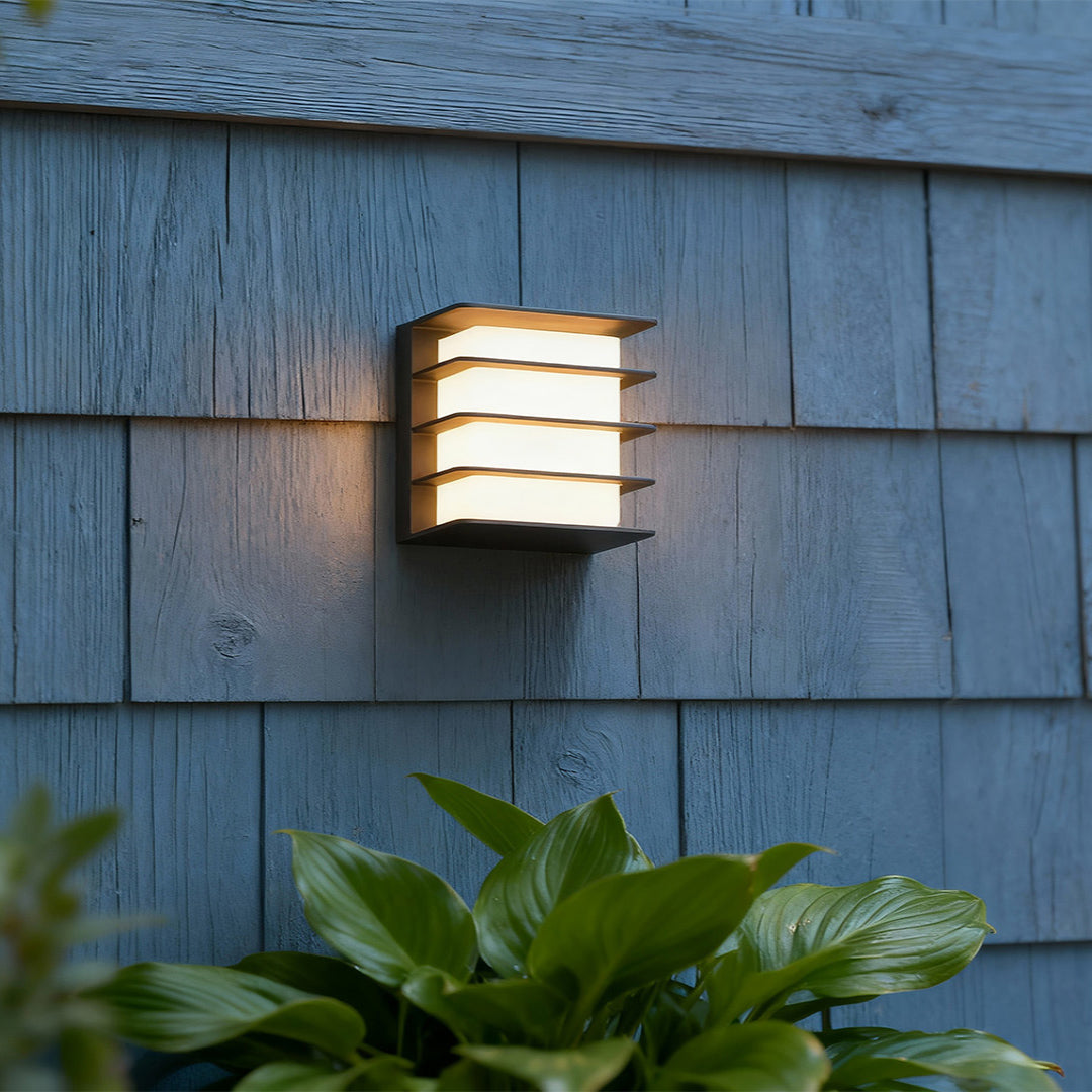 RAVENHALL SQUARE BLACK OUTDOOR LED ILLUMINATOR