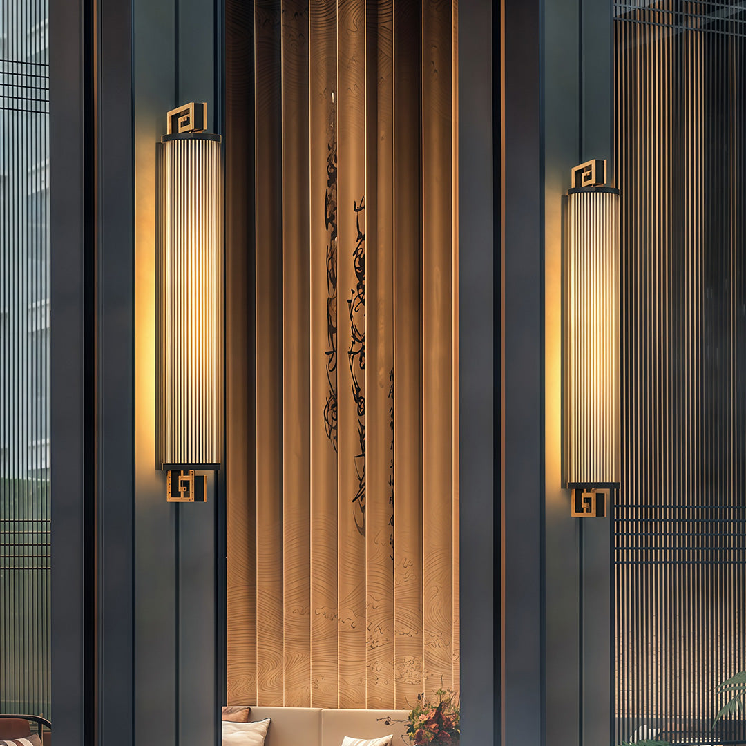 PEMBROKE RAINPROOF WALL SCONCE LIGHT
