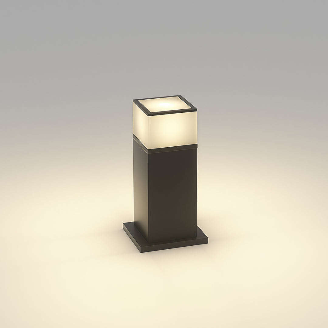 WINDSOR SQUARE GLOWING PATH LIGHTS FOR OUTDOOR LANDSCAPING