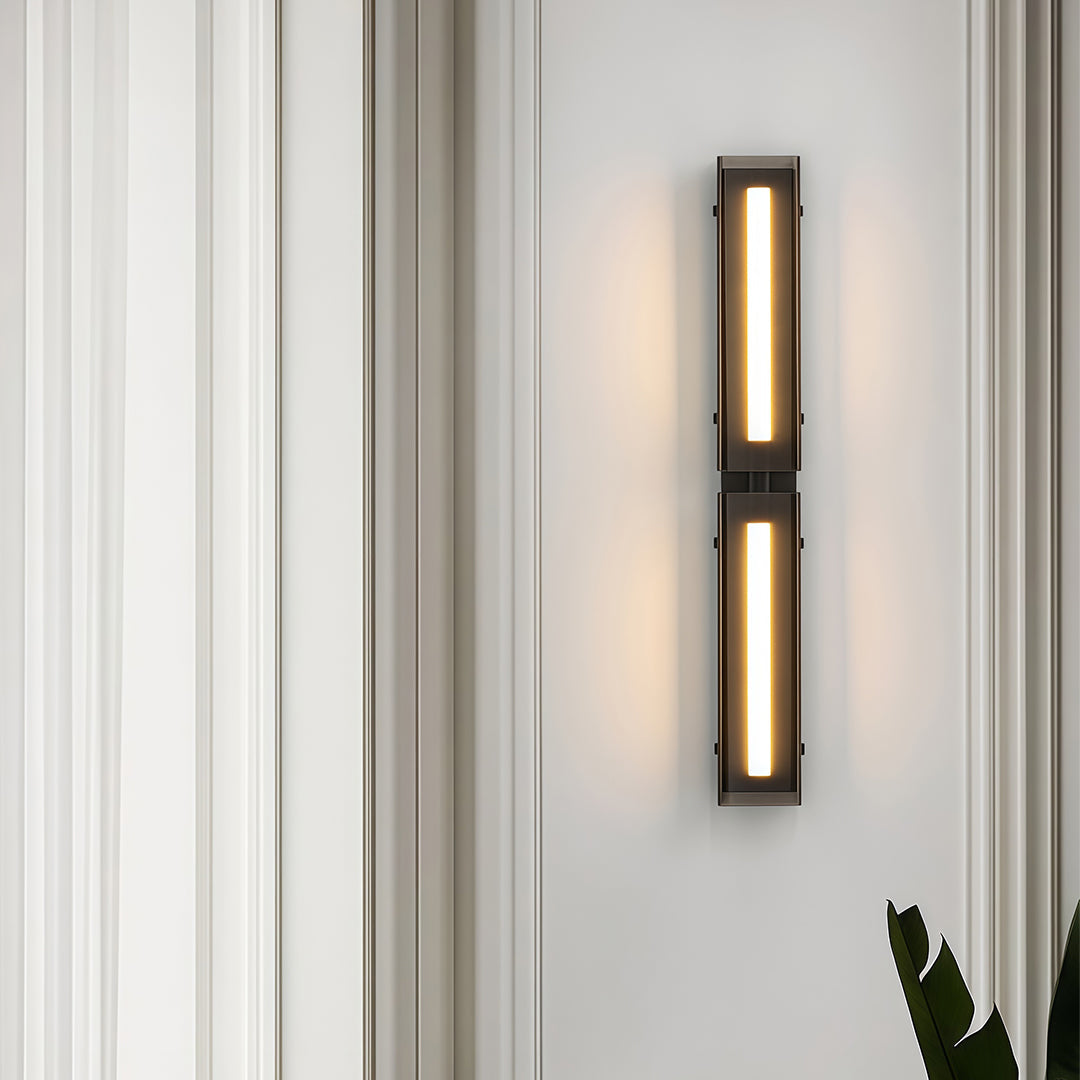 RAVENHALL MODERNIST VERTICAL WALL LAMP