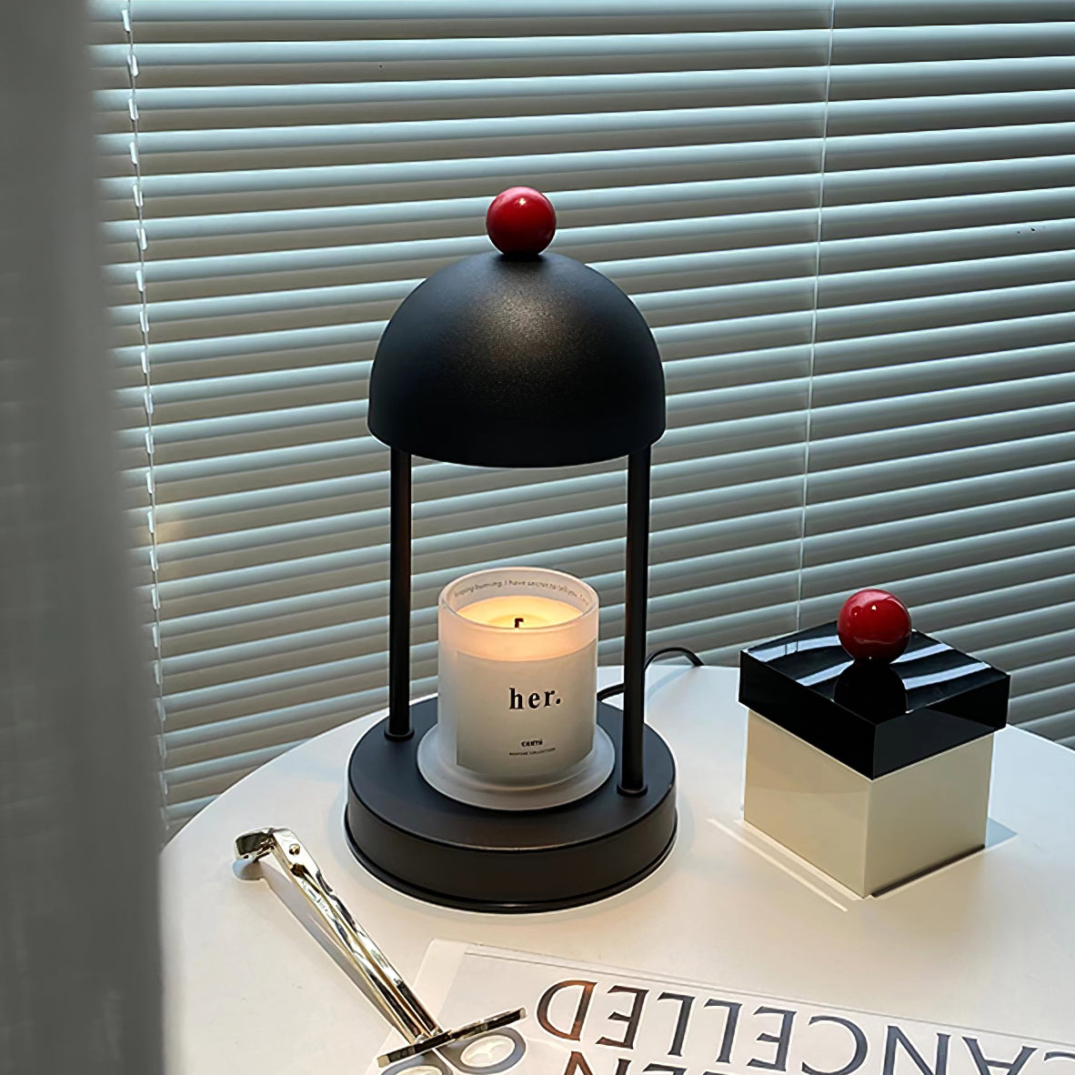 CLARIDGE ILLUMINATED CANDLE GLOW LAMP
