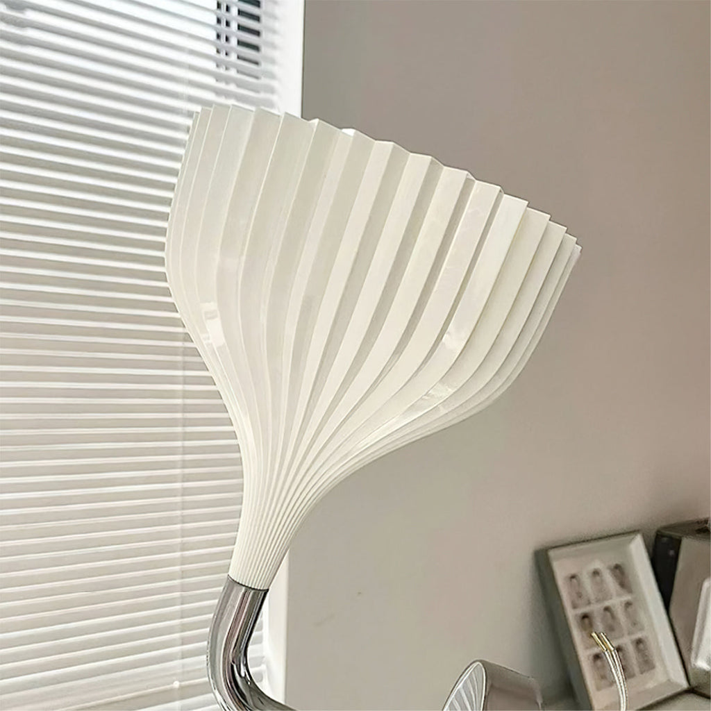 WINDSOR GARDEN WALL SCONCE