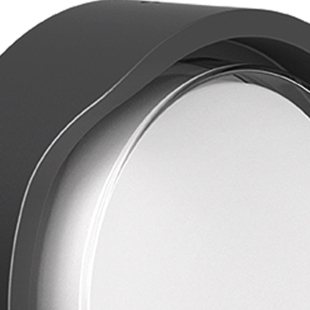 BLACKWATER RAINPROOF OUTDOOR WALL SCONCE IN MINIMALIST DESIGN