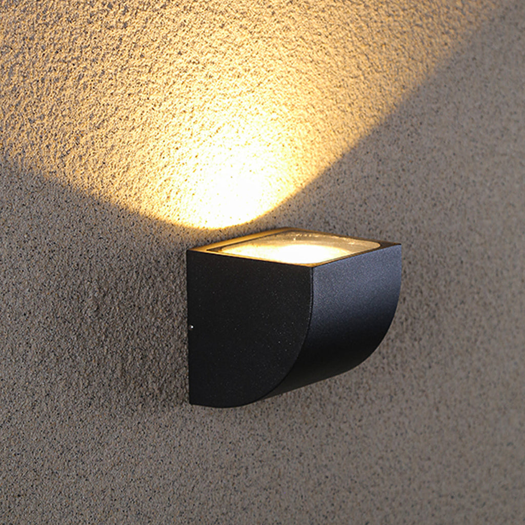 WINCHESTER WEATHERPROOF DIRECTIONAL WALL SCONCE