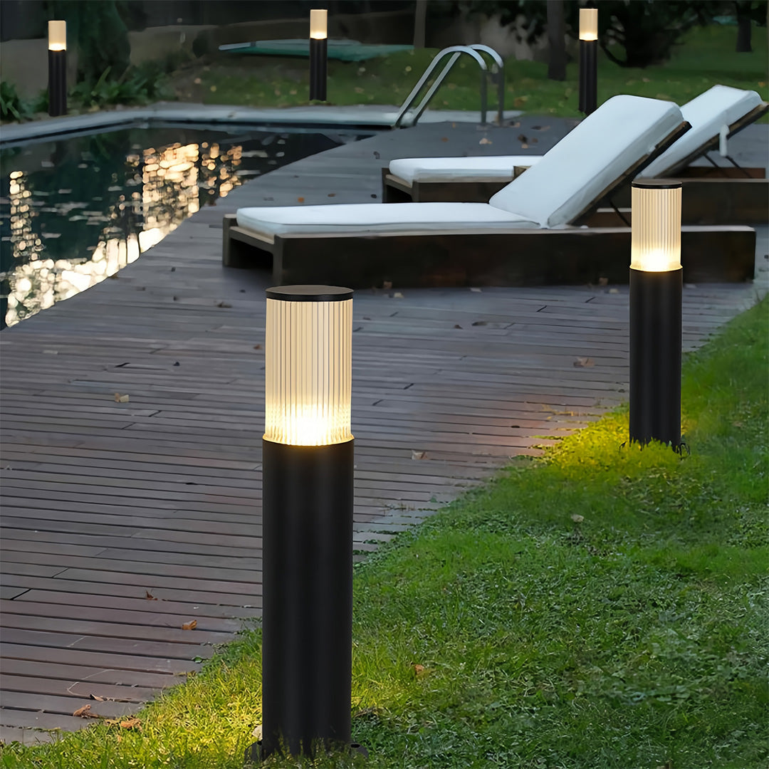 RAVENSCROFT GARDEN BEACON LED LANTERN