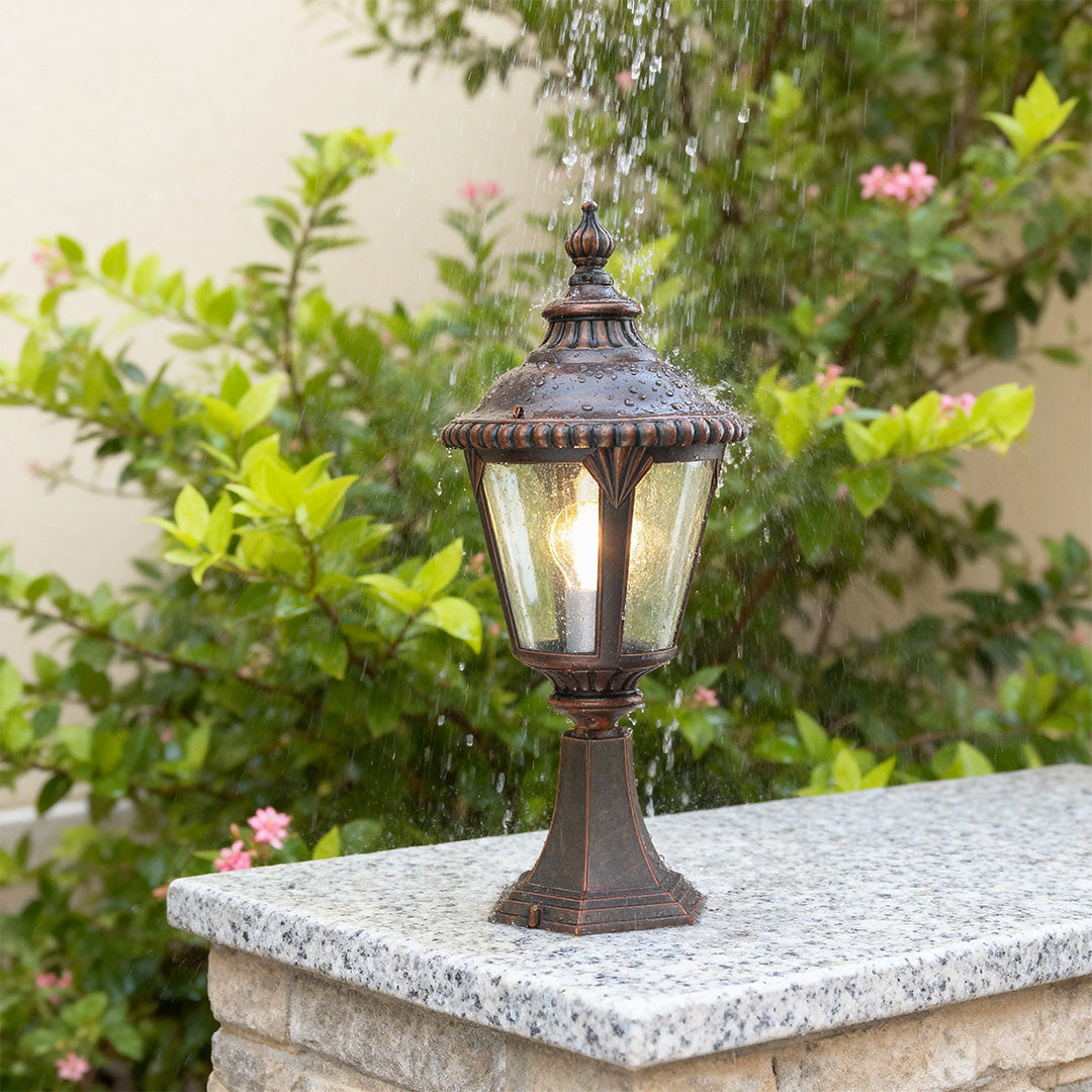 WINDSOR GARDEN COLUMN BEACON LIGHT