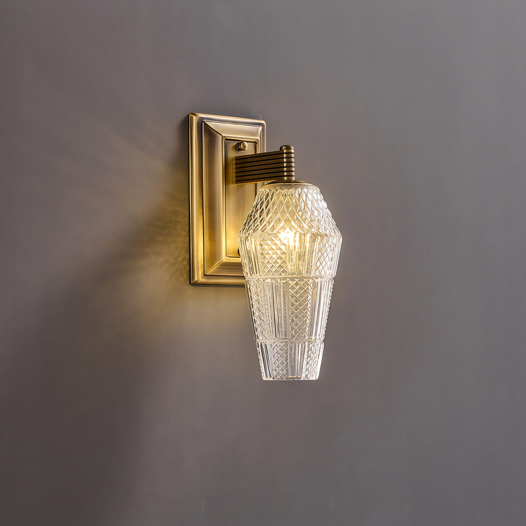 VIOLETTE BRASS FRENCH INSPIRED WALL LANTERN