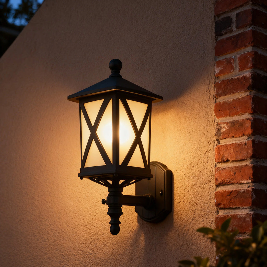 RAVENSTONE OUTDOOR BRASS WALL LANTERN, EUROPEAN INSPIRED WATER-RESISTANT DESIGN