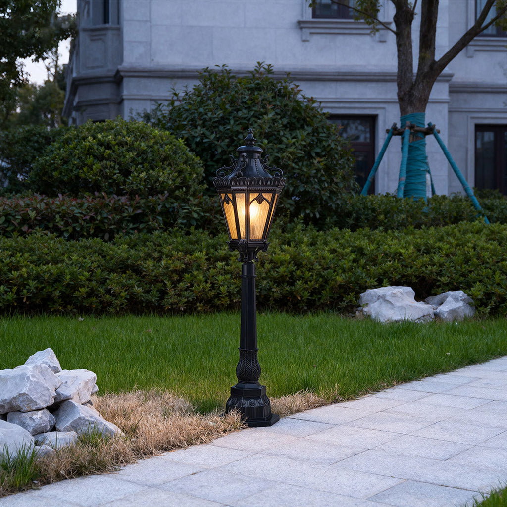 RAVENSHIRE WEATHERPROOF ALUMINUM GARDEN PATH LIGHT