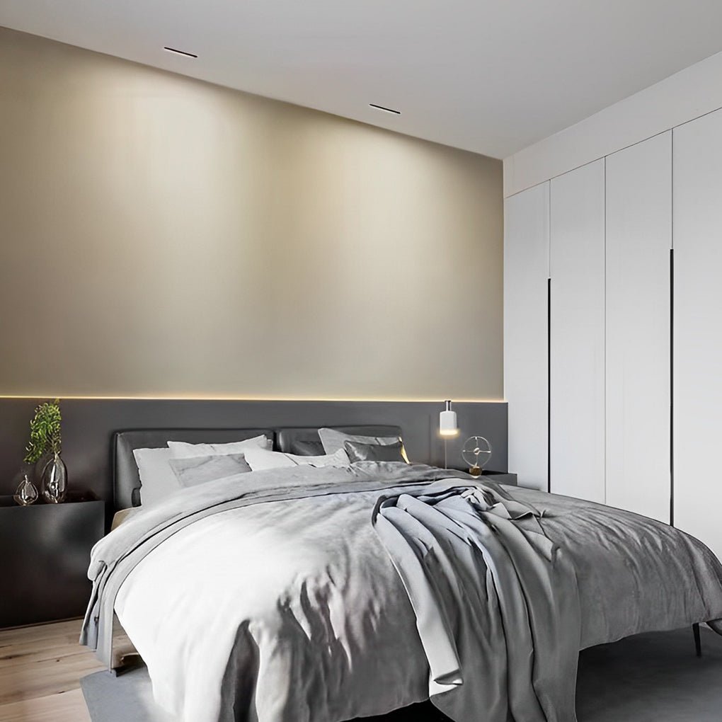 WINCHESTER EMBEDDED ILLUMINATOR WITH ANTI-GLARE WALL WASHER