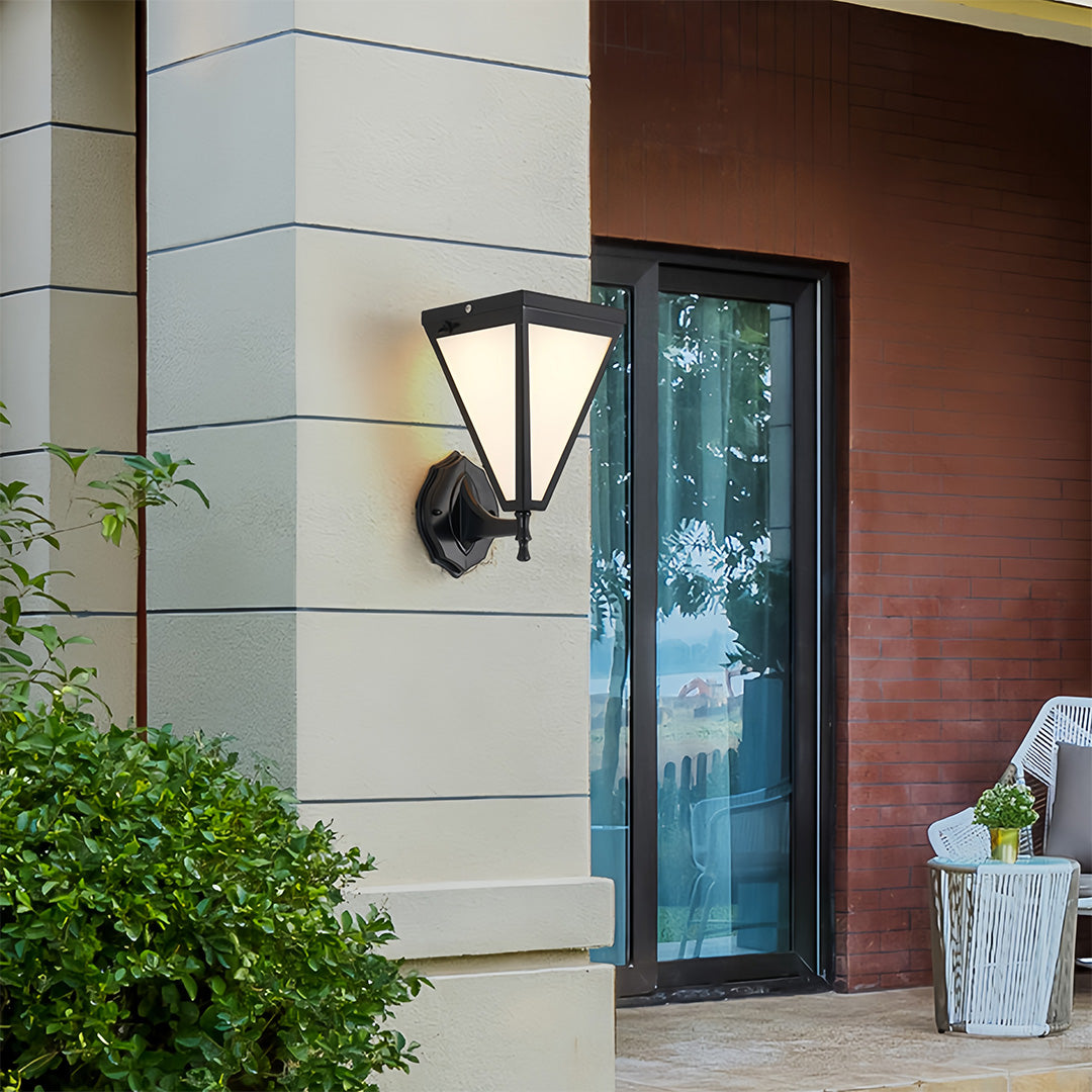 WINDSOR HARMONY SOLAR WALL LANTERN