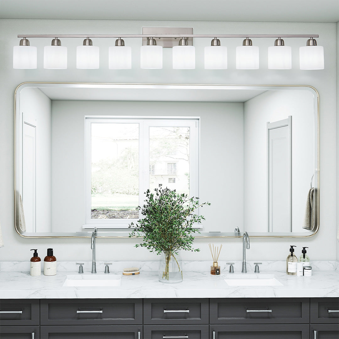 WINTHORPE CRYSTAL FRAME BATHROOM ILLUMINATION