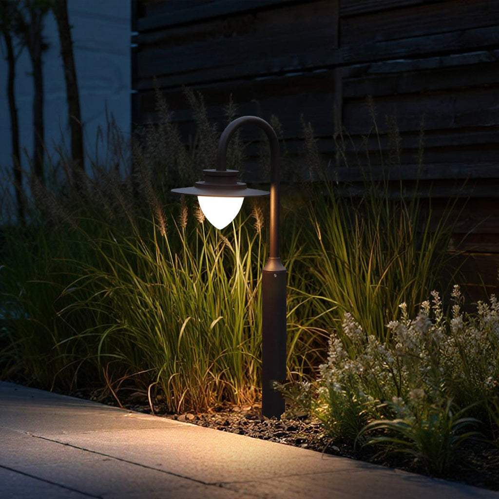 FENWICK GOOSENECK GARDEN POST LIGHTING FOR PATHWAYS